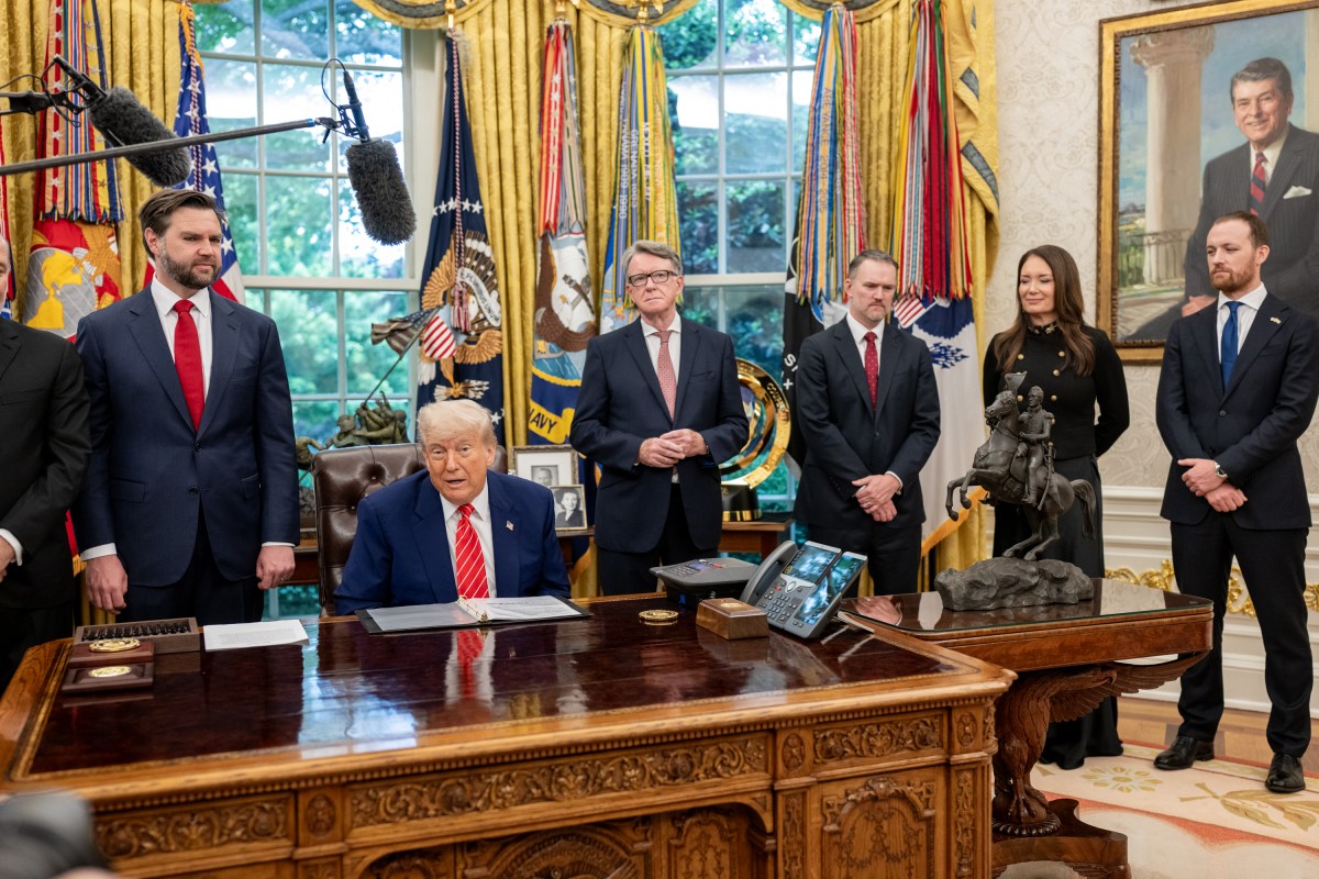 President Donald Trump is joined by Secretary of Commerce Howard Lutnick, Vice President JD Vance, British Ambassador Peter Mandelson, U.S. Trade Representative Jamieson Greer, and Secretary of Agriculture Brooke Rollins, while announcing a trade agreement with the U.K., Thursday, May 8, 2025, in the Oval Office. (Official White House Photo by Molly Riley)
