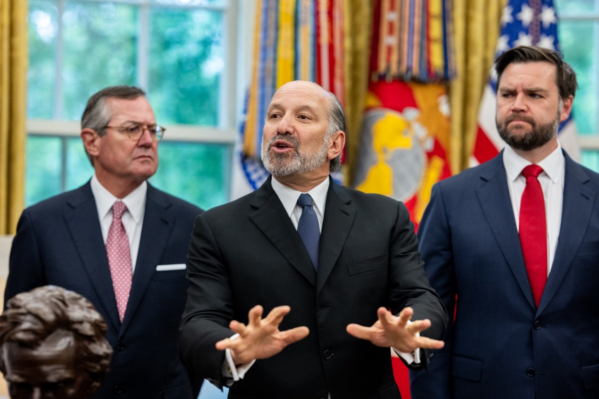 President Donald Trump is joined by Secretary of Commerce Howard Lutnick, Vice President JD Vance, British Ambassador Peter Mandelson, U.S. Trade Representative Jamieson Greer, and Secretary of Agriculture Brooke Rollins, while announcing a trade agreement with the U.K., Thursday, May 8, 2025, in the Oval Office. (Official White House Photo by Molly Riley)