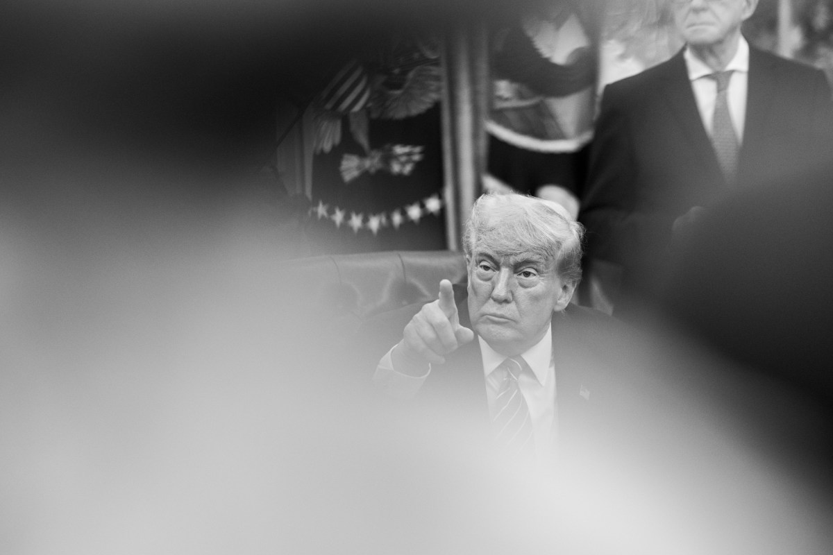 President Donald Trump is joined by Secretary of Commerce Howard Lutnick, Vice President JD Vance, British Ambassador Peter Mandelson, U.S. Trade Representative Jamieson Greer, and Secretary of Agriculture Brooke Rollins, while announcing a trade agreement with the U.K., Thursday, May 8, 2025, in the Oval Office. (Official White House Photo by Molly Riley)