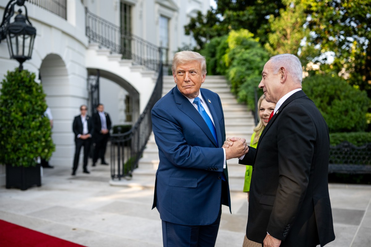 President Donald Trump greets Israeli Prime Minister Benjamin Netanyahu and his wife, Monday, July 7, 2025, at the South Portico of the White House.(Official White House Photo by Daniel Torok)
