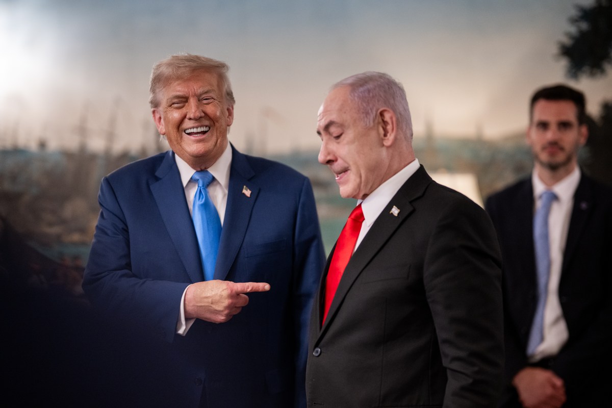 President Donald Trump and Israeli Prime Minister Benjamin Netanyahu speak privately in the Vermeil Room before a dinner, Monday, July 7, 2025, at the White House. (Official White House Photo by Daniel Torok)