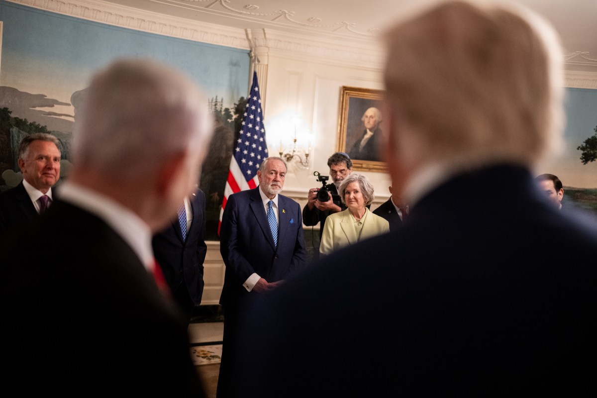 President Donald Trump and Israeli Prime Minister Benjamin Netanyahu speak privately in the Vermeil Room before a dinner, Monday, July 7, 2025, at the White House. (Official White House Photo by Daniel Torok)