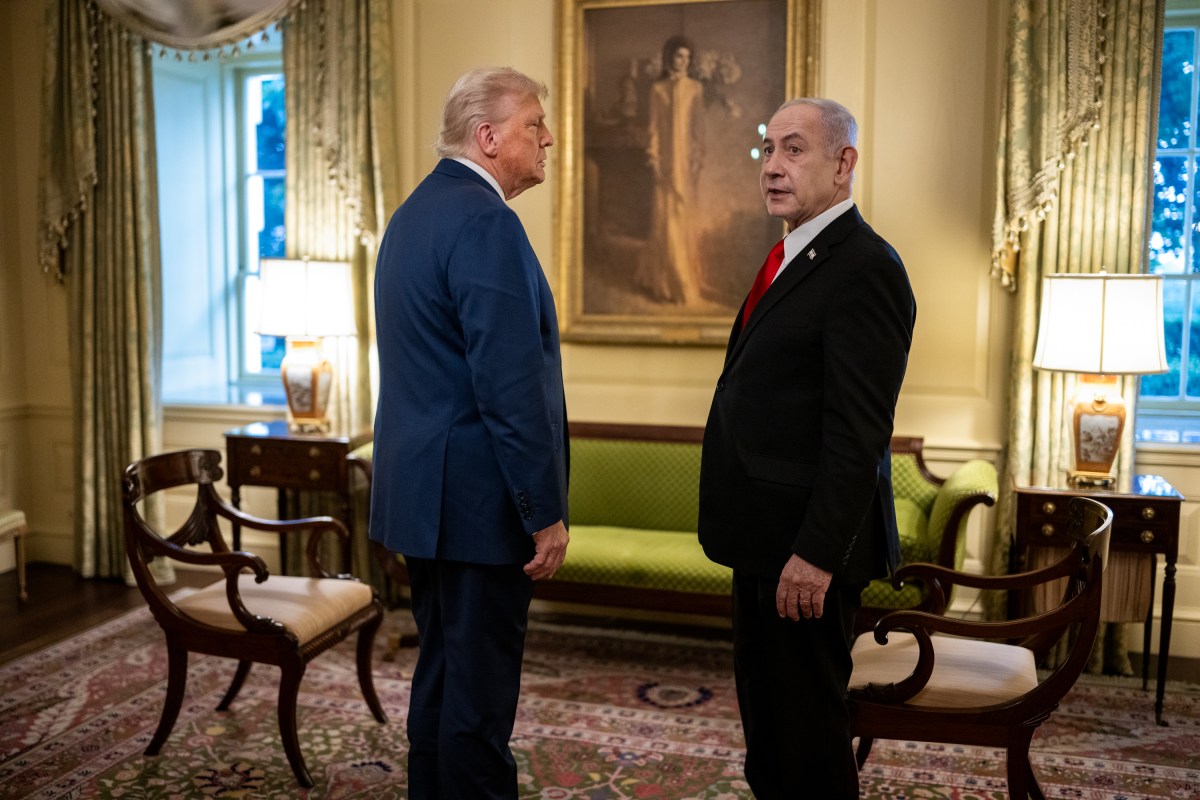 President Donald Trump and Israeli Prime Minister Benjamin Netanyahu speak privately in the Vermeil Room before a dinner, Monday, July 7, 2025, at the White House. (Official White House Photo by Daniel Torok)