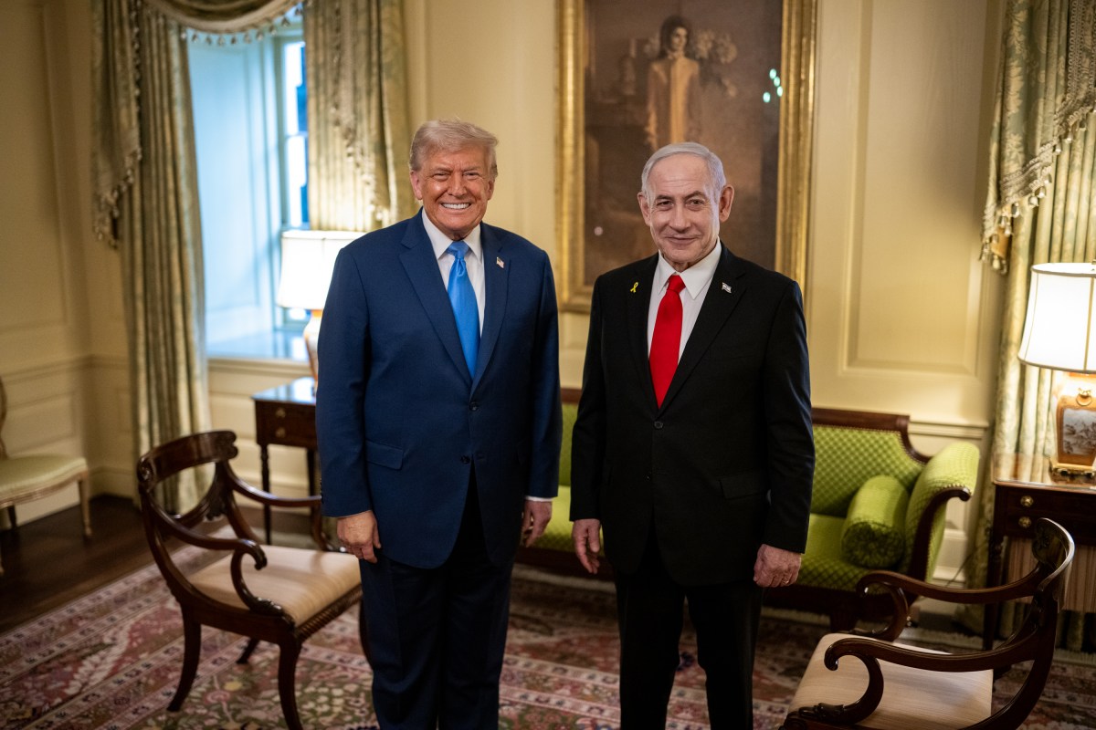 President Donald Trump and Israeli Prime Minister Benjamin Netanyahu speak privately in the Vermeil Room before a dinner, Monday, July 7, 2025, at the White House. (Official White House Photo by Daniel Torok)