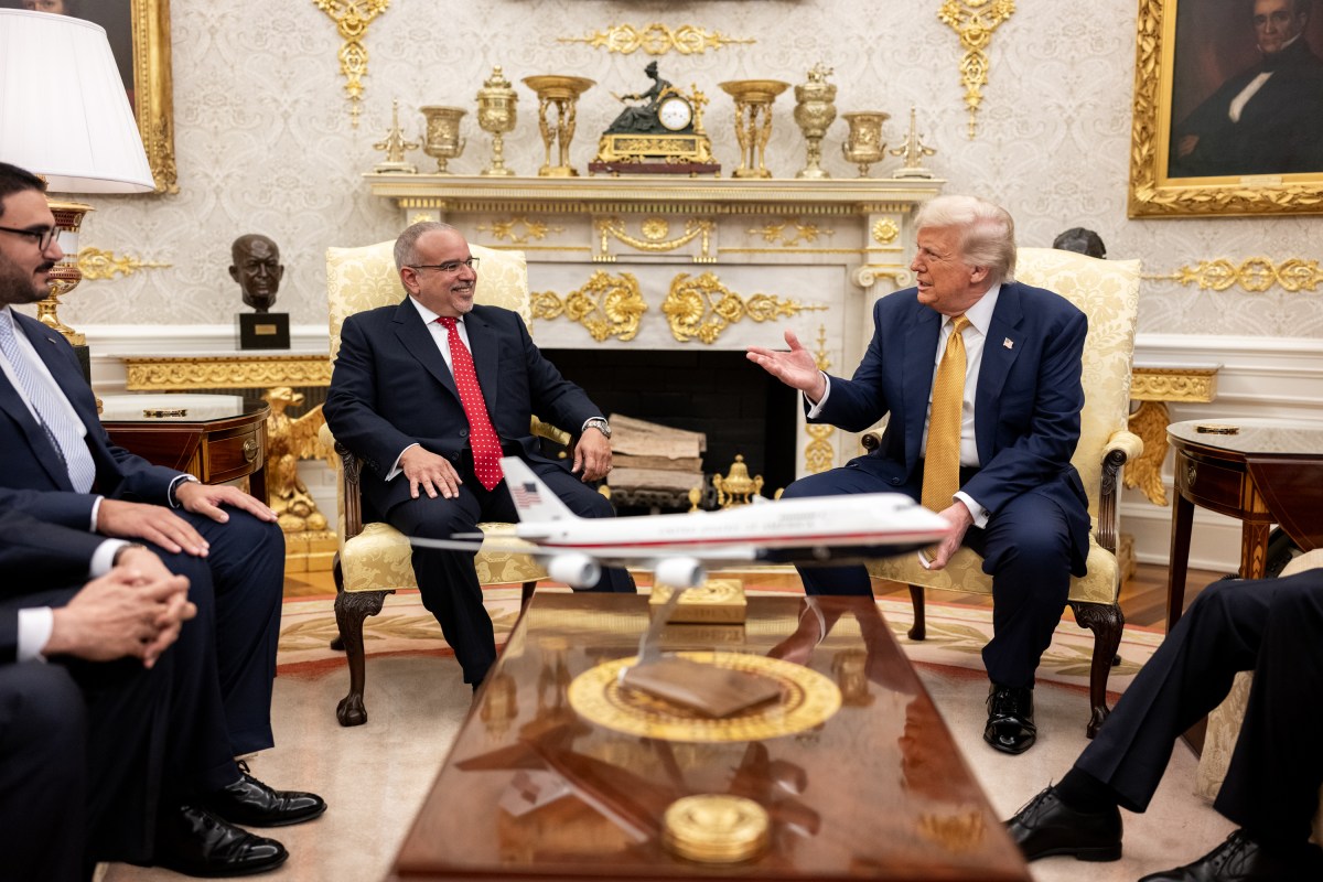 President Donald Trump hosts a bilateral meeting with Prince Salman bin Hamad Al Khalifa, Prime Minister of Bahrain, Wednesday, July 16, 2025, in the Oval Office. (Official White House Photo by Daniel Torok)