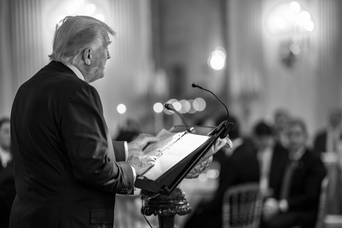 President Donald Trump delivers remarks at a dinner for GOP Senators, Friday, July 18, 2025, in the State Dining Room of the White House. (Official White House Photo by Daniel Torok)