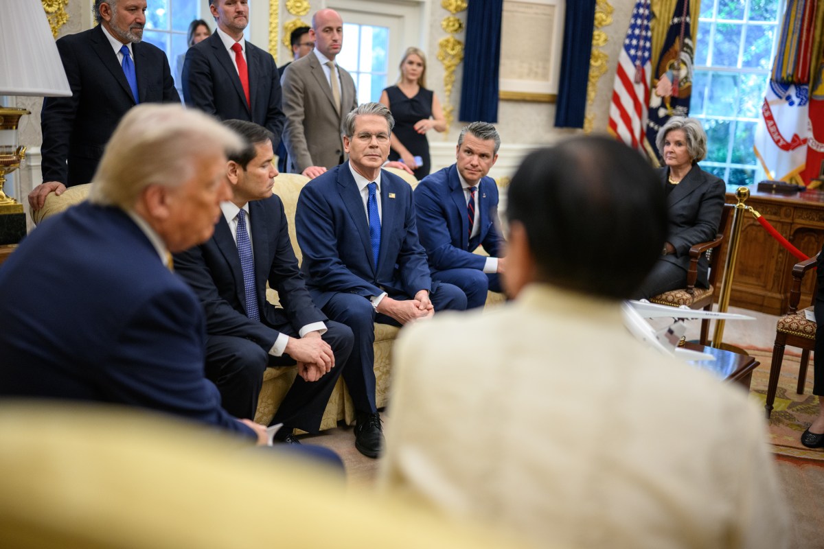 President Donald Trump and President Ferdinand Marcos Jr. of the Philippines participate in a bilateral meeting, Tuesday, July 22, 2025, in the Oval Office. (Official White House Photo by Daniel Torok)
