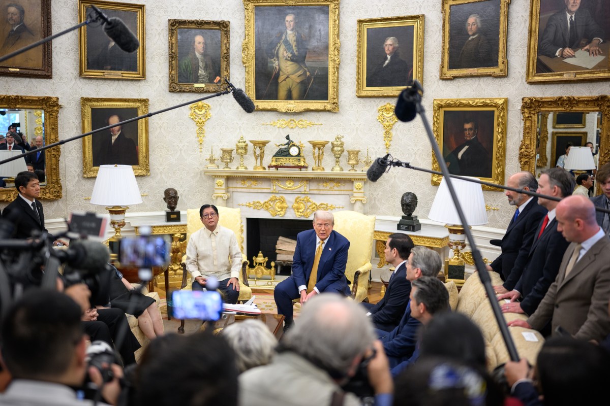 President Donald Trump and President Ferdinand Marcos Jr. of the Philippines participate in a bilateral meeting, Tuesday, July 22, 2025, in the Oval Office. (Official White House Photo by Daniel Torok)