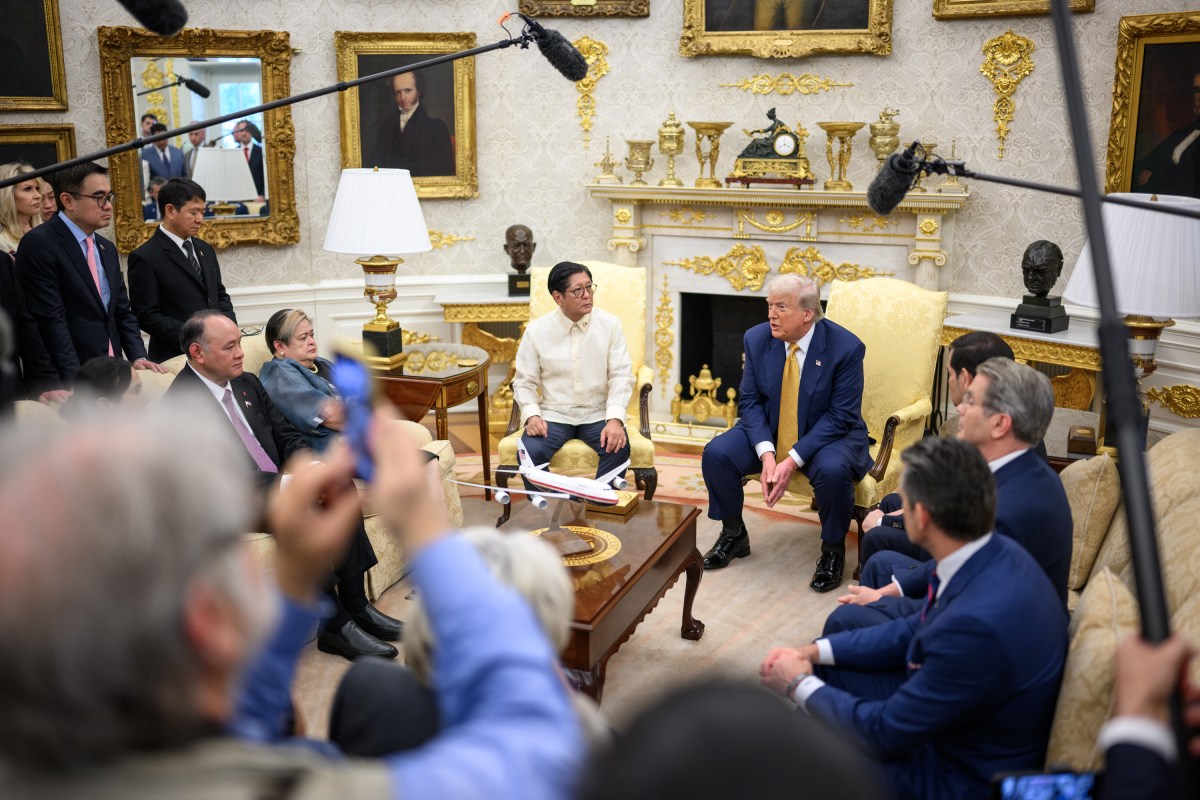 President Donald Trump and President Ferdinand Marcos Jr. of the Philippines participate in a bilateral meeting, Tuesday, July 22, 2025, in the Oval Office. (Official White House Photo by Daniel Torok)