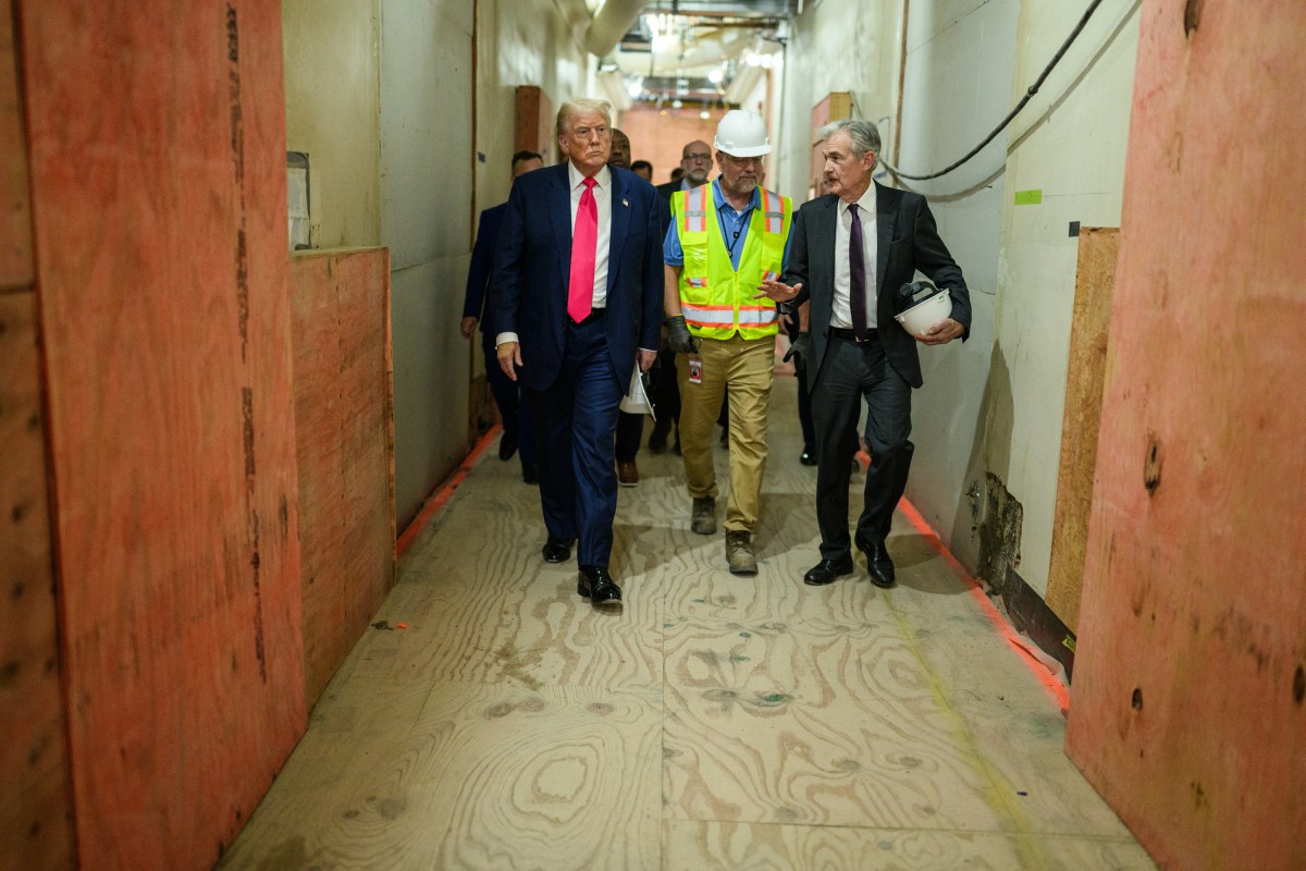 President Donald Trump tours the Federal Reserve alongside Fed Chair Jerome Powell and Sen. Tim Scott (R-SC), Thursday, July 24, 2025. (Official White House Photo by Daniel Torok)