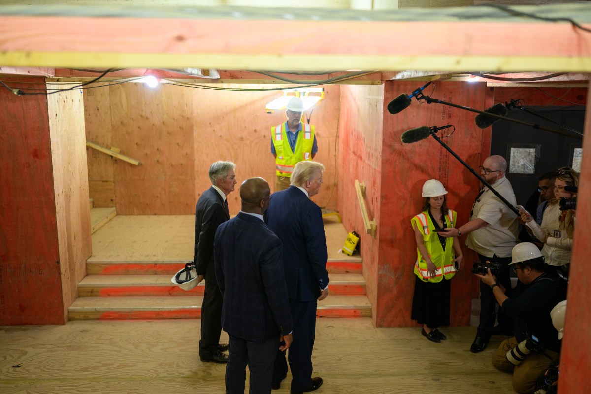 President Donald Trump tours the Federal Reserve alongside Fed Chair Jerome Powell and Sen. Tim Scott (R-SC), Thursday, July 24, 2025. (Official White House Photo by Daniel Torok)