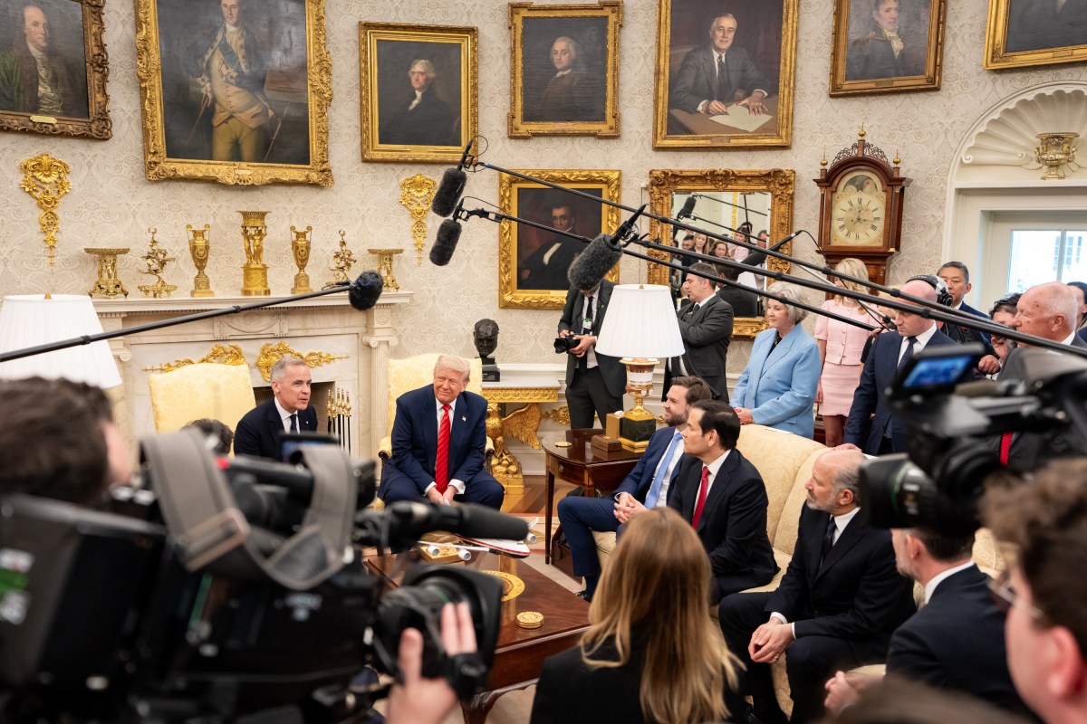 President Donald Trump meets with Canadian Prime Minister Mark Carney, Tuesday, May 6, 2025, in the Oval Office. Vice President JD Vance attends. (Official White House Photo by Emily J. Higgins)