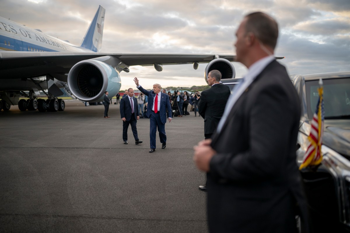 President Donald J. Trump disembarks Air Force One and speaks to press at Prestwick Airport, en route to Trump Turnberry, Friday, July 25, 2025, in Glasgow, Scotland. (Official White House Photo by Daniel Torok)