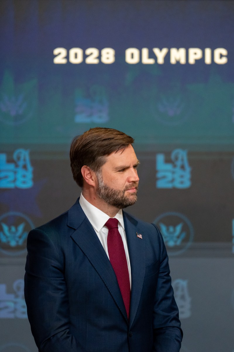 President Donald Trump signs an executive order creating a task force for the 2028 Los Angeles Olympics, Tuesday, August 5, 2025, in the South Court Auditorium of the Eisenhower Executive Office Building at the White House. Vice President JD Vance attends. (Official White House Photo by Emily J. Higgins.)