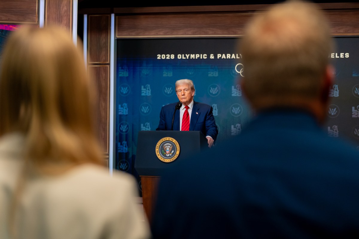 President Donald Trump signs an executive order creating a task force for the 2028 Los Angeles Olympics, Tuesday, August 5, 2025, in the South Court Auditorium of the Eisenhower Executive Office Building at the White House. Vice President JD Vance attends. (Official White House Photo by Emily J. Higgins.)