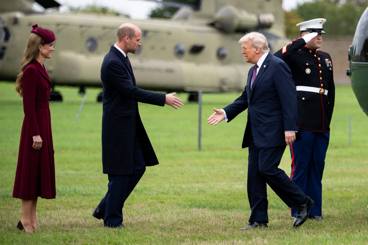 President Donald Trump and First Lady Melania Trump are greeted by the Prince and Princess of Wales, William and Katherine, at the landing zone at Windsor Castle in Windsor, England on Wednesday, September 17, 2025. (Official White House Photo by Andrea Hanks)