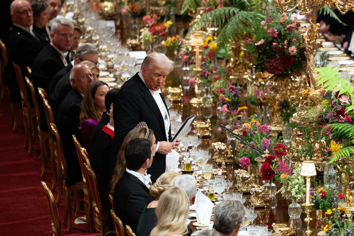 President Donald Trump and First Lady Melania Trump attend a State Banquet with King Charles III and Queen Camilla at Windsor Castle in Windsor, England on Wednesday, September 17, 2025. (Official White House Photo by Andrea Hanks)