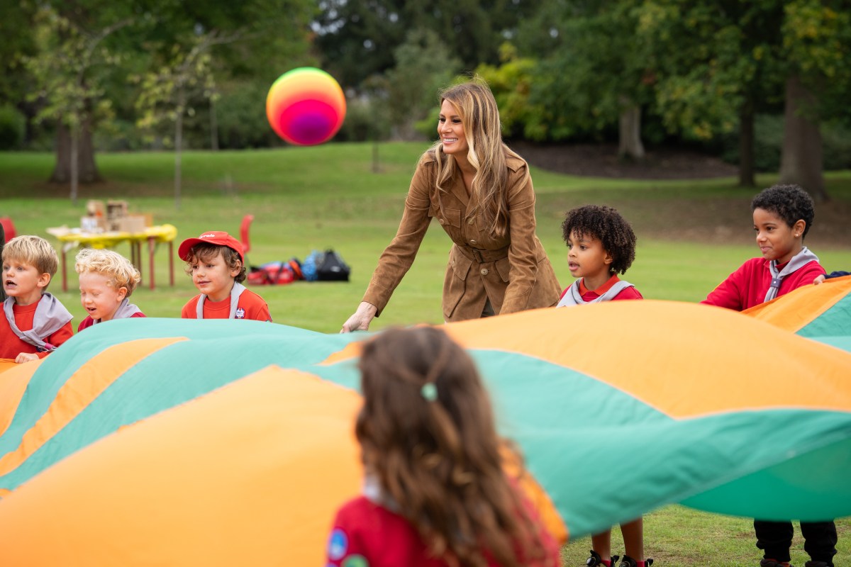 First Lady Melania Trump and the Princess of Wales meet members of the Scouts’ Squirrels programme on the grounds of Frogmore Cottage, Thursday, September 18, 2025. (Official White House Photo by Andrea Hanks)