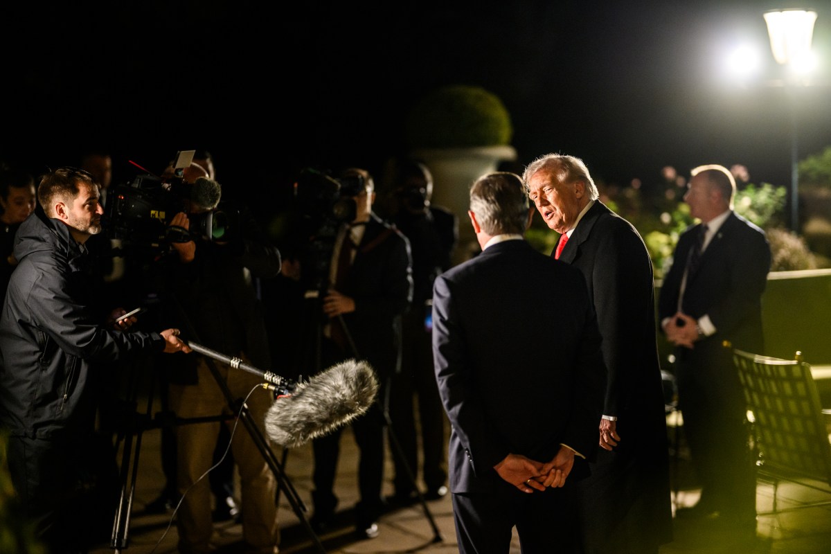 President Donald Trump and Ambassador to the Court of St. James’s Warren Stephens speak to members of the media at Winfield House in London, England on Tuesday, September 16, 2025. (Official White House Photo by Daniel Torok)
