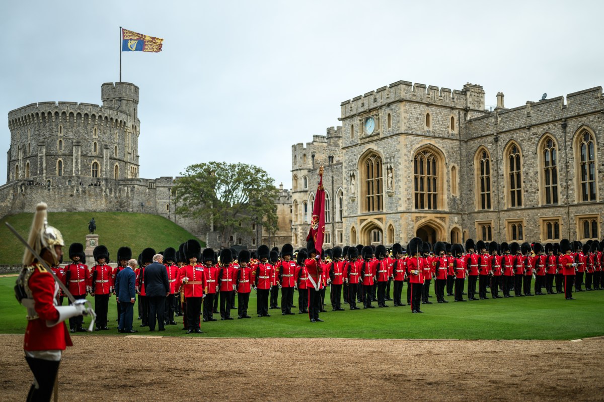 President Donald Trump and First Lady Melania Trump participate in an arrival ceremony with King Charles III and Queen Camilla at Windsor Castle in Windsor, England on Wednesday, September 17, 2025. (Official White House Photo by Daniel Torok)