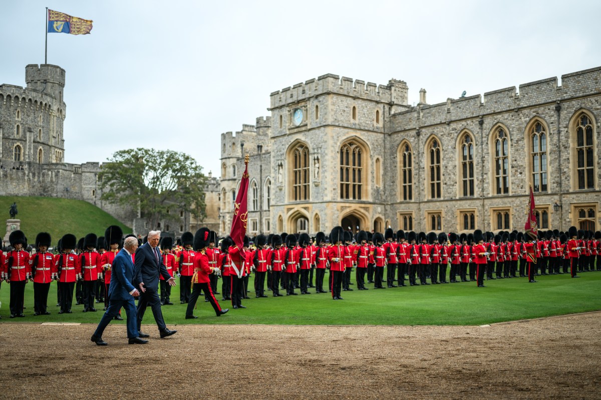 President Donald Trump and First Lady Melania Trump participate in an arrival ceremony with King Charles III and Queen Camilla at Windsor Castle in Windsor, England on Wednesday, September 17, 2025. (Official White House Photo by Daniel Torok)