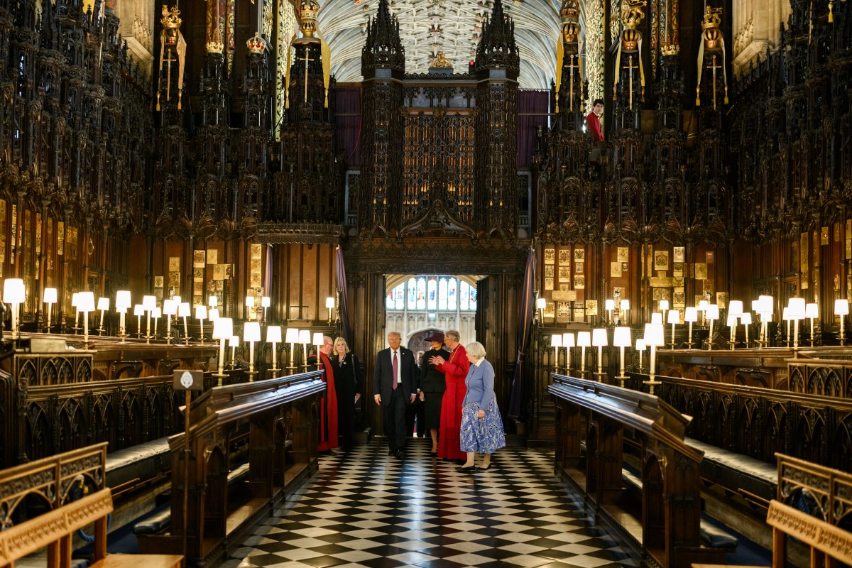 President Donald Trump and First Lady Melania Trump visit St. George’s Chapel at Windsor Castle in Windsor, England on Wednesday, September 17, 2025. (Official White House Photo by Daniel Torok)