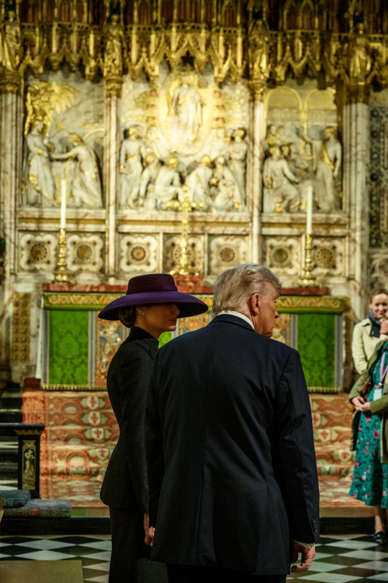 President Donald Trump and First Lady Melania Trump visit St. George’s Chapel at Windsor Castle in Windsor, England on Wednesday, September 17, 2025. (Official White House Photo by Daniel Torok)