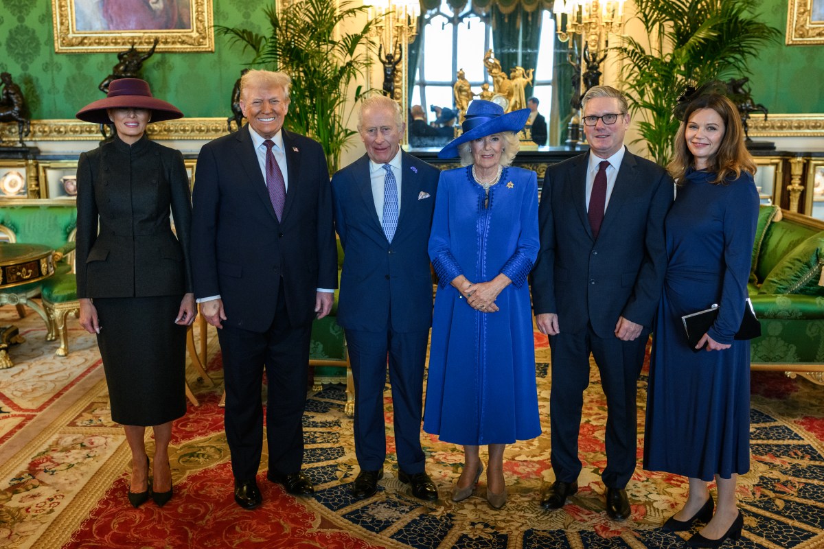 President Donald Trump and First Lady Melania Trump pose for a photo with King Charles III, Queen Camilla, U.K. Prime Minister Keir Starmer and his wife Victoria in the Green Drawing Room at Windsor Castle in Windsor, England on Wednesday, September 17, 2025. (Official White House Photo by Daniel Torok)