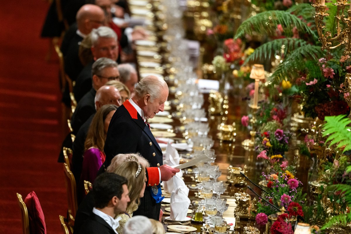 President Donald Trump and First Lady Melania Trump attend a State Banquet with King Charles III and Queen Camilla at Windsor Castle in Windsor, England on Wednesday, September 17, 2025. (Official White House Photo by Daniel Torok)