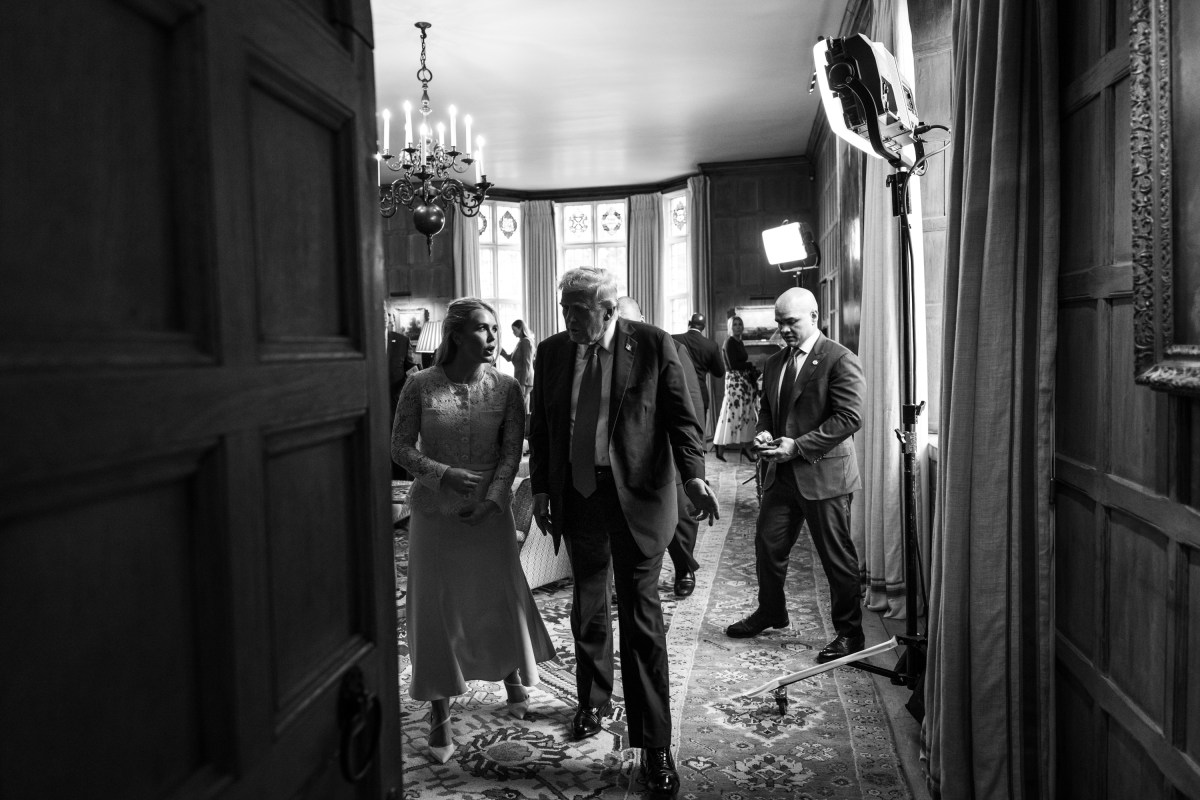 President Donald Trump participates in an interview with Martha MacCallum of Fox News at Chequers, the prime minister’s house in Buckinghamshire, England, on Thursday, September 18, 2025. (Official White House Photo by Daniel Torok)