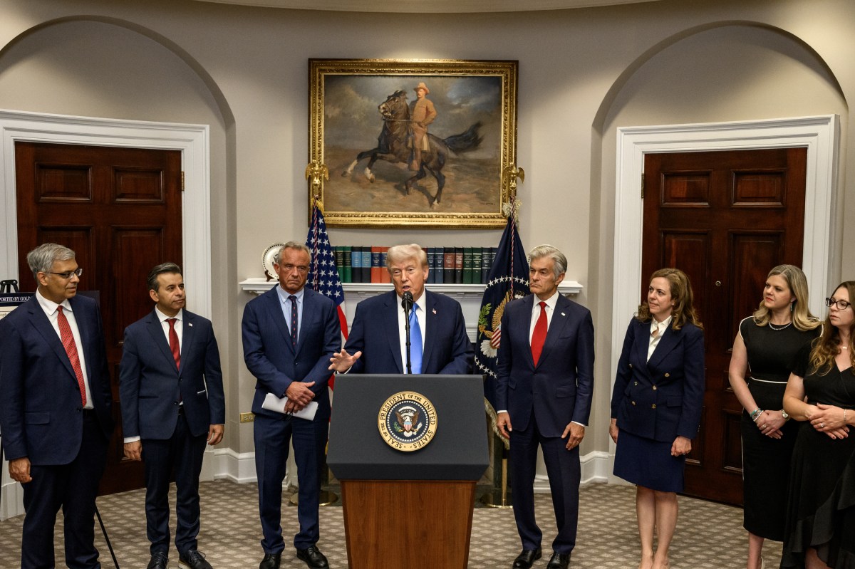 President Donald Trump makes an announcement on medical and scientific findings regarding autism in America’s children, Monday, September 22, 2025, in the Roosevelt Room of the White House. (Official White House Photo by Joyce N. Boghosian)