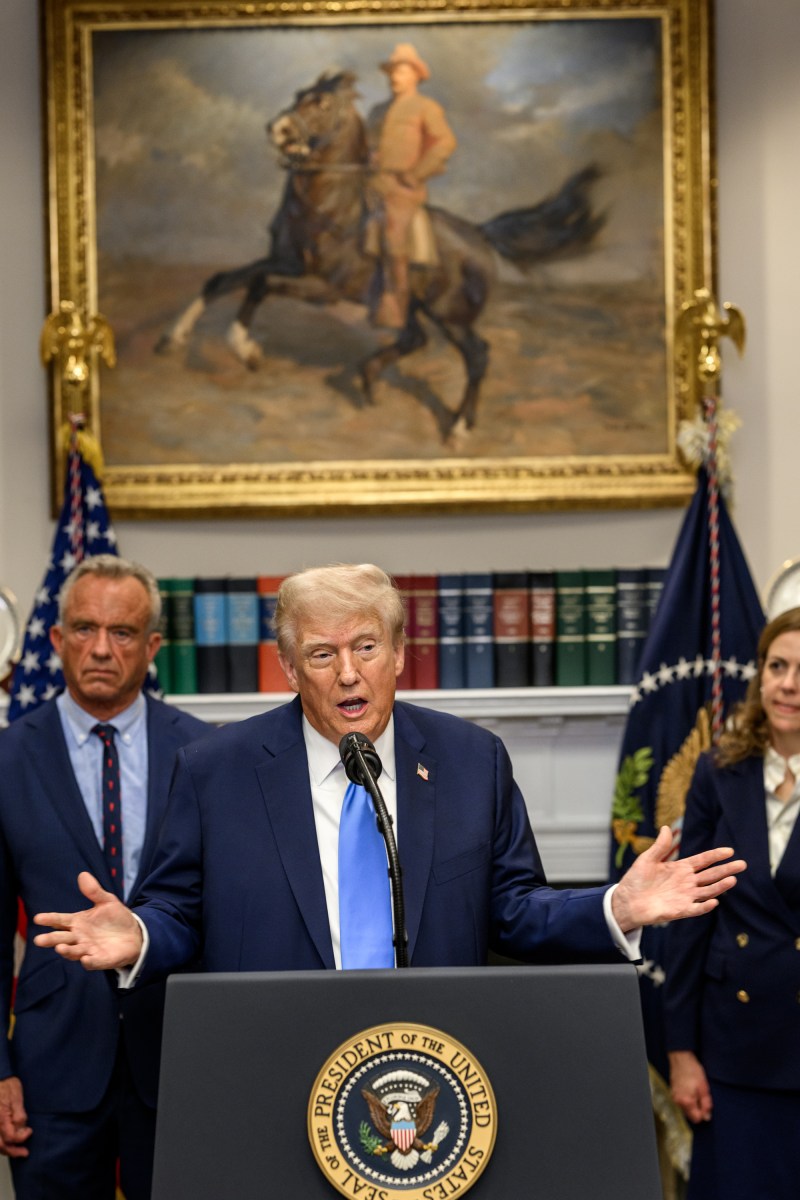 President Donald Trump makes an announcement on medical and scientific findings regarding autism in America’s children, Monday, September 22, 2025, in the Roosevelt Room of the White House. (Official White House Photo by Joyce N. Boghosian)