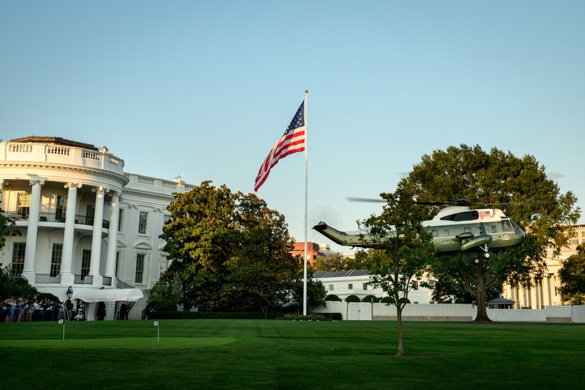 President Donald Trump boards Marine One on the South Lawn of the White House, Monday, September 22, 2025, en route to Joint Base Andrews for a trip to New York to attend the U.N. General Assembly. (Official White House Photo by Molly Riley)