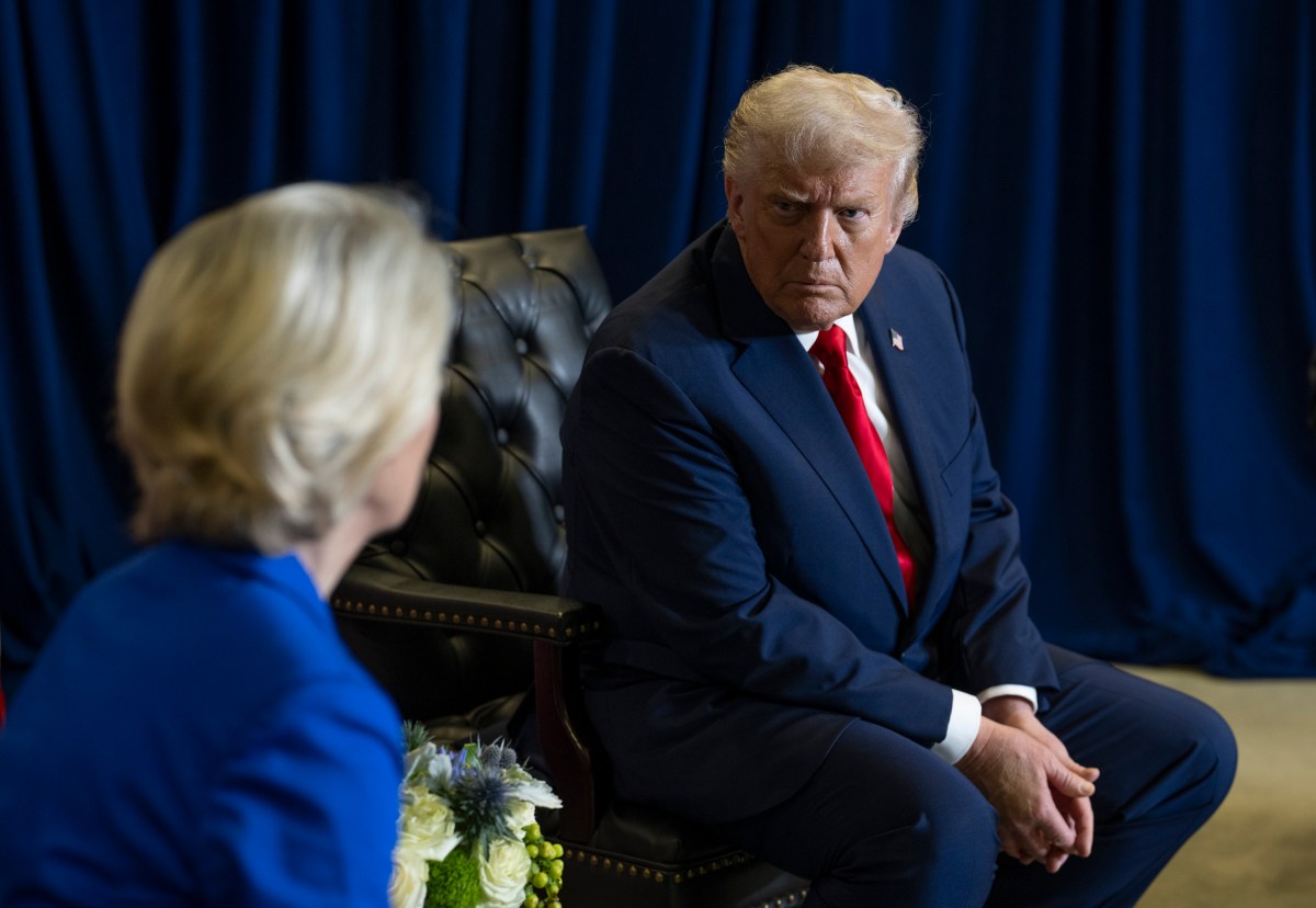 President Donald Trump participates in a pull-aside meeting with Ursula von der Leyen, President of the European Commission, at the United Nations Headquarters in New York City, Tuesday, September 23, 2025. (Official White House Photo by Daniel Torok)