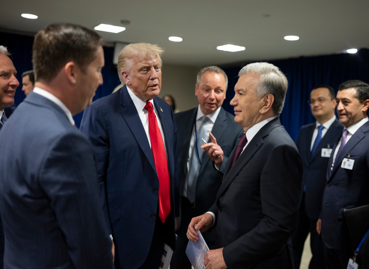 President Donald Trump greets leaders at the United Nations Headquarters in New York City, Tuesday, September 23, 2025. (Official White House Photo by Daniel Torok)