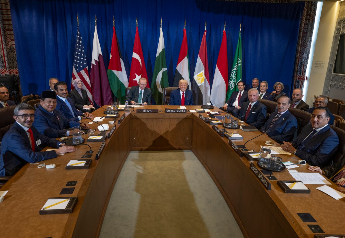 President Donald Trump participates in a multilateral meeting with Emir of Qatar Sheikh Tamim bin Hamad Al Thani, King Abdullah II of Jordan, Turkish President Tayyip Erdogan, Prime Minister Shehbaz Sharif of Pakistan, Indonesian Foreign Minister Sugiono, Egyptian Prime Minister Mostafa Madbouly, United Arab Emirates Deputy Prime Minister Sheikh Abdullah bin Zayed Al Nahayan, and Saudi Foreign Minister Prince Faisal bin Farhan Al Saud at the United Nations Headquarters in New York City, Tuesday, September 23, 2025. (Official White House Photo by Daniel Torok)