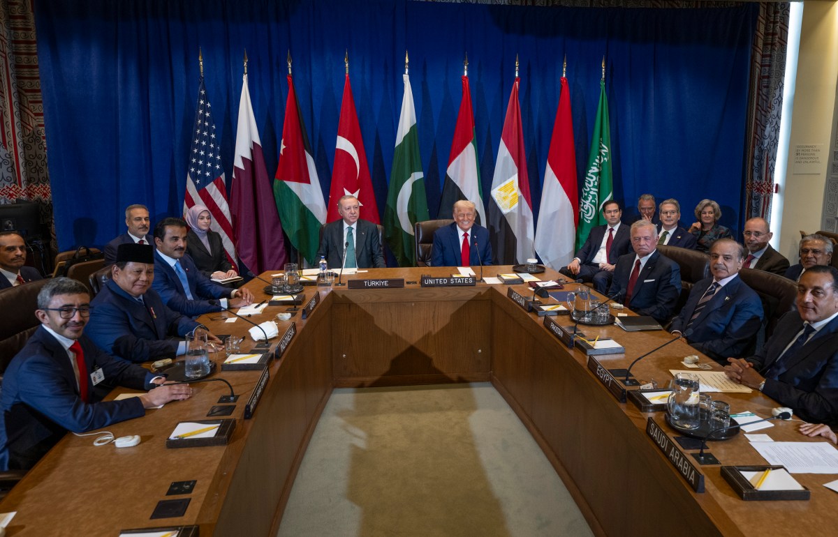 President Donald Trump participates in a multilateral meeting with Emir of Qatar Sheikh Tamim bin Hamad Al Thani, King Abdullah II of Jordan, Turkish President Tayyip Erdogan, Prime Minister Shehbaz Sharif of Pakistan, Indonesian Foreign Minister Sugiono, Egyptian Prime Minister Mostafa Madbouly, United Arab Emirates Deputy Prime Minister Sheikh Abdullah bin Zayed Al Nahayan, and Saudi Foreign Minister Prince Faisal bin Farhan Al Saud at the United Nations Headquarters in New York City, Tuesday, September 23, 2025. (Official White House Photo by Daniel Torok)