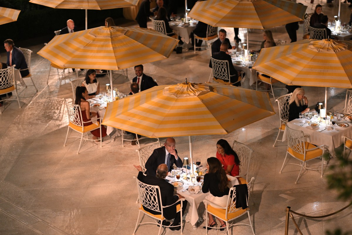 President Donald Trump hosts a Rose Garden Club dinner, Wednesday, September 24, 2025, in the newly renovated White House Rose Garden. (Official White House Photo by Molly Riley)