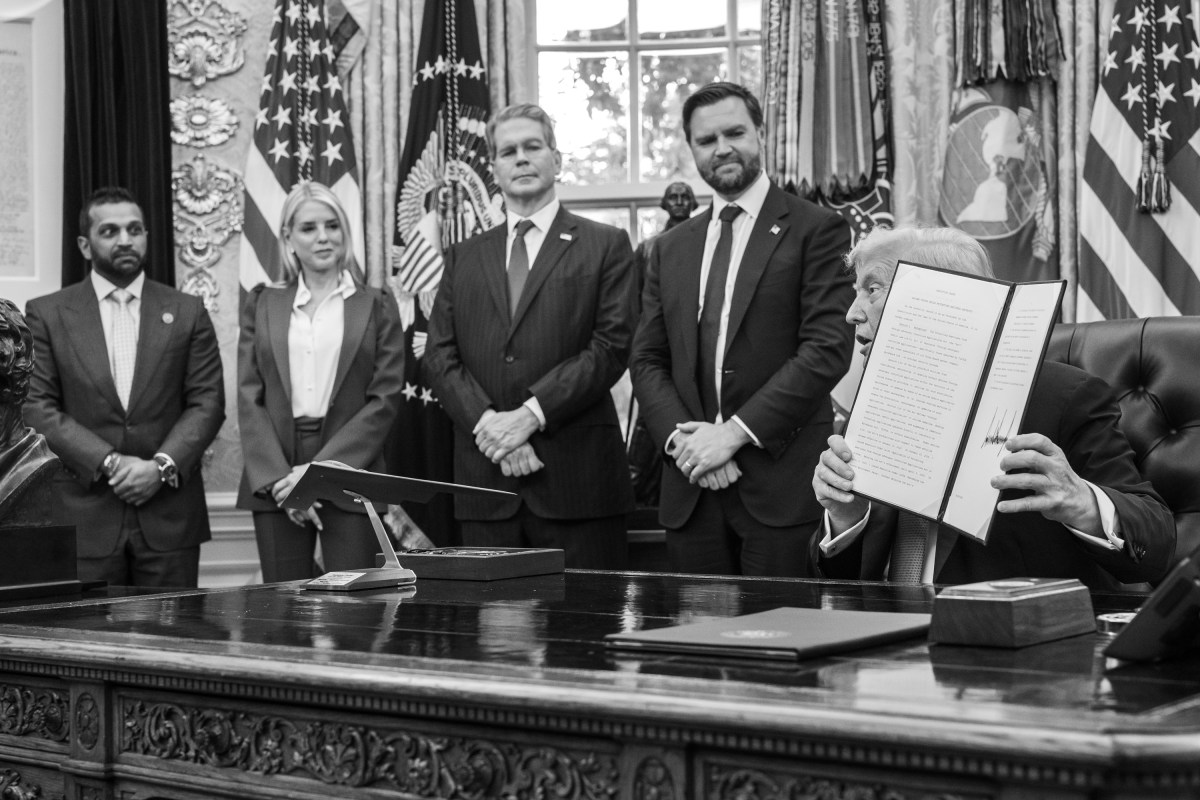 President Donald Trump holds a signed executive order allowing a U.S. deal for TikTok, Thursday, September 25, 2025, in the Oval Office. (Official White House Photo by Joyce N. Boghosian)