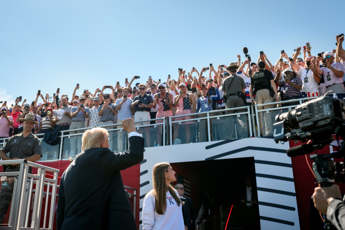 President Donald Trump arrives at the Bethpage Black Course to attend the Ryder Cup, Friday, September 26, 2025, in Farmingdale, New York. (Official White House Photo by Joyce N. Boghosian)