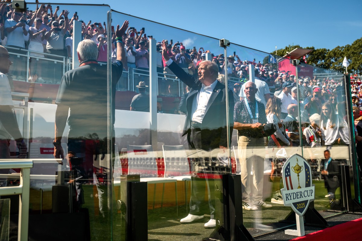 President Donald Trump arrives at the Bethpage Black Course to attend the Ryder Cup, Friday, September 26, 2025, in Farmingdale, New York. (Official White House Photo by Joyce N. Boghosian)