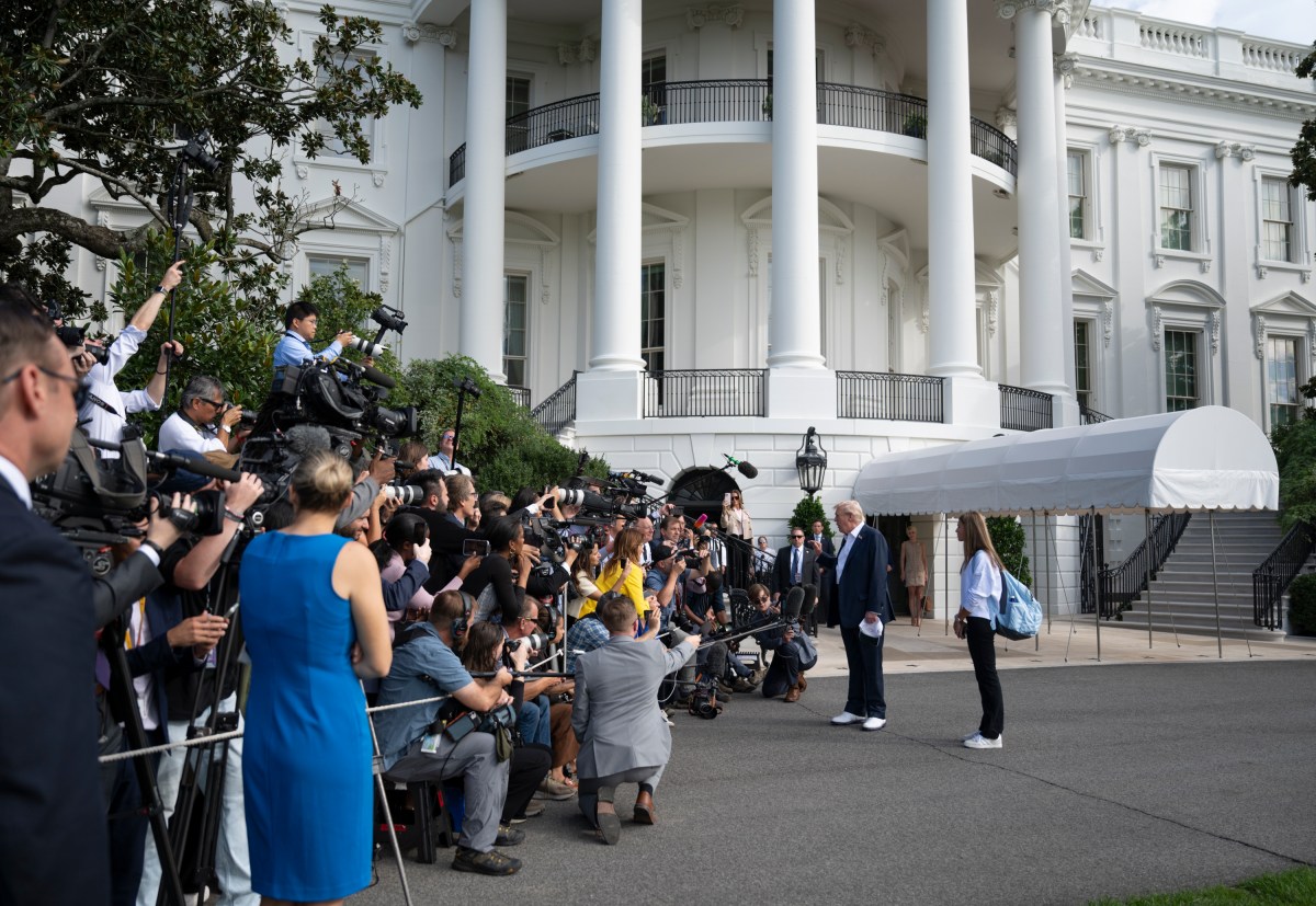 President Donald Trump speaks to the press before boarding Marine One on the South Lawn of the White House, Friday, September 26, 2025, en route Joint Base Andrews, Maryland. (Official White House Photo by Molly Riley)