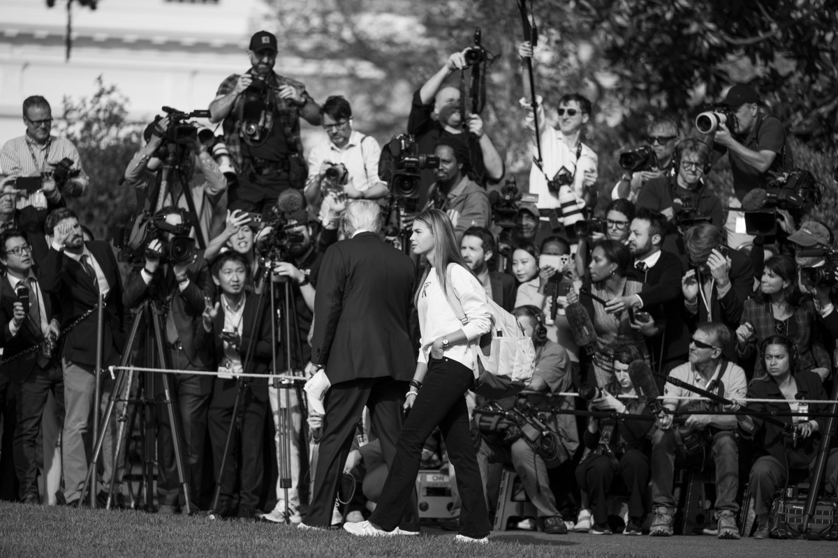 President Donald Trump speaks to the press before boarding Marine One on the South Lawn of the White House, Friday, September 26, 2025, en route Joint Base Andrews, Maryland. (Official White House Photo by Molly Riley)