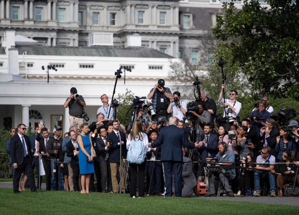 President Donald Trump speaks to the press before boarding Marine One on the South Lawn of the White House, Friday, September 26, 2025, en route Joint Base Andrews, Maryland. (Official White House Photo by Molly Riley)