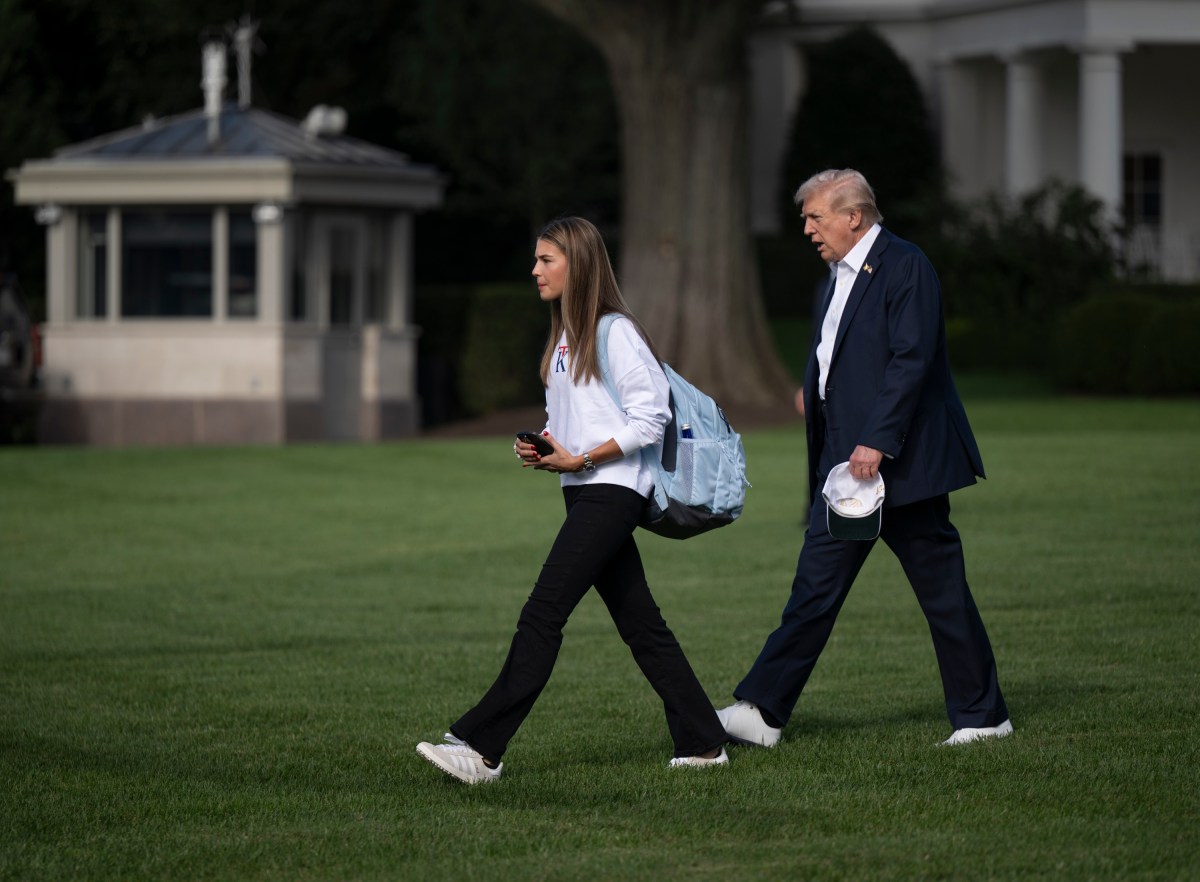 President Donald Trump and Kai Trump board Marine One on the South Lawn of the White House, Friday, September 26, 2025, en route Joint Base Andrews, Maryland. (Official White House Photo by Molly Riley)