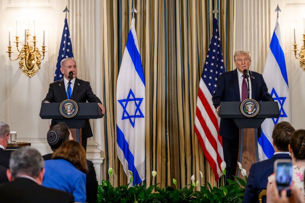 President Donald Trump and Israeli Prime Minister Benjamin Netanyahu hold a joint press conference announcing the U.S. peace plan for Gaza, Monday, September 29, 2025, in the State Dining Room of the White House. (Official White House Photo by Joyce N. Boghosian)