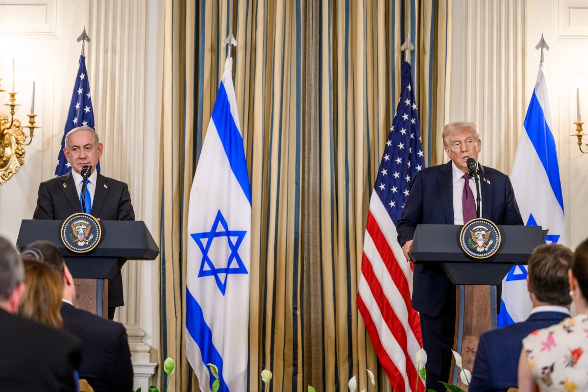 President Donald Trump and Israeli Prime Minister Benjamin Netanyahu hold a joint press conference announcing the U.S. peace plan for Gaza, Monday, September 29, 2025, in the State Dining Room of the White House. (Official White House Photo by Joyce N. Boghosian)