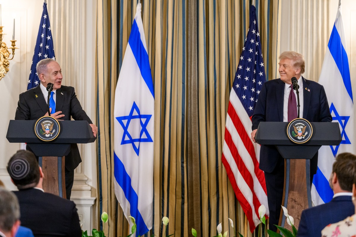 President Donald Trump and Israeli Prime Minister Benjamin Netanyahu hold a joint press conference announcing the U.S. peace plan for Gaza, Monday, September 29, 2025, in the State Dining Room of the White House. (Official White House Photo by Joyce N. Boghosian)