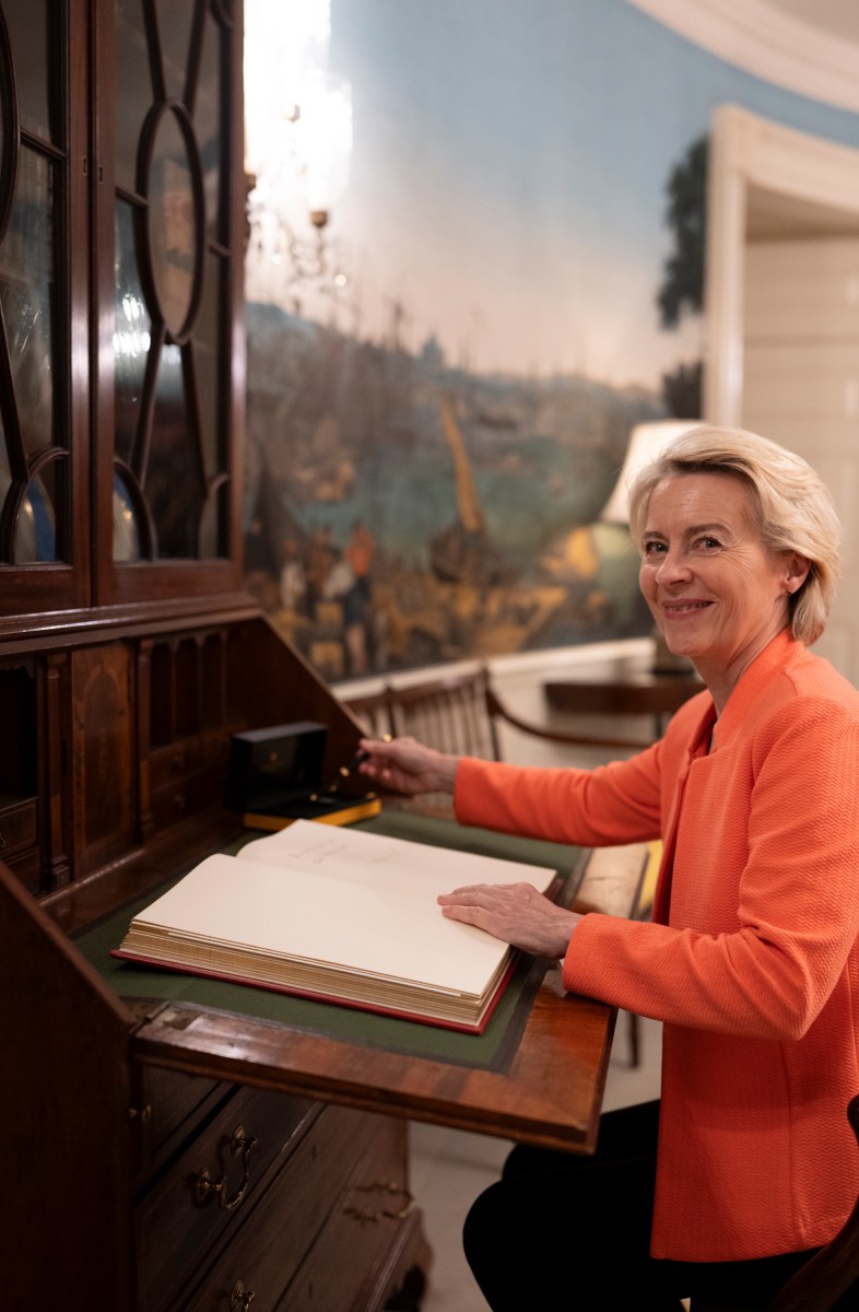 European leaders arrive to the South Portico of the White House and sign the guest book in the Diplomatic Reception Room as they arrive for a meeting with President Donald Trump and Ukraine’s President Volodymyr Zelensky, Monday, August 18, 2025.  (Official White House Photo by Molly Riley)