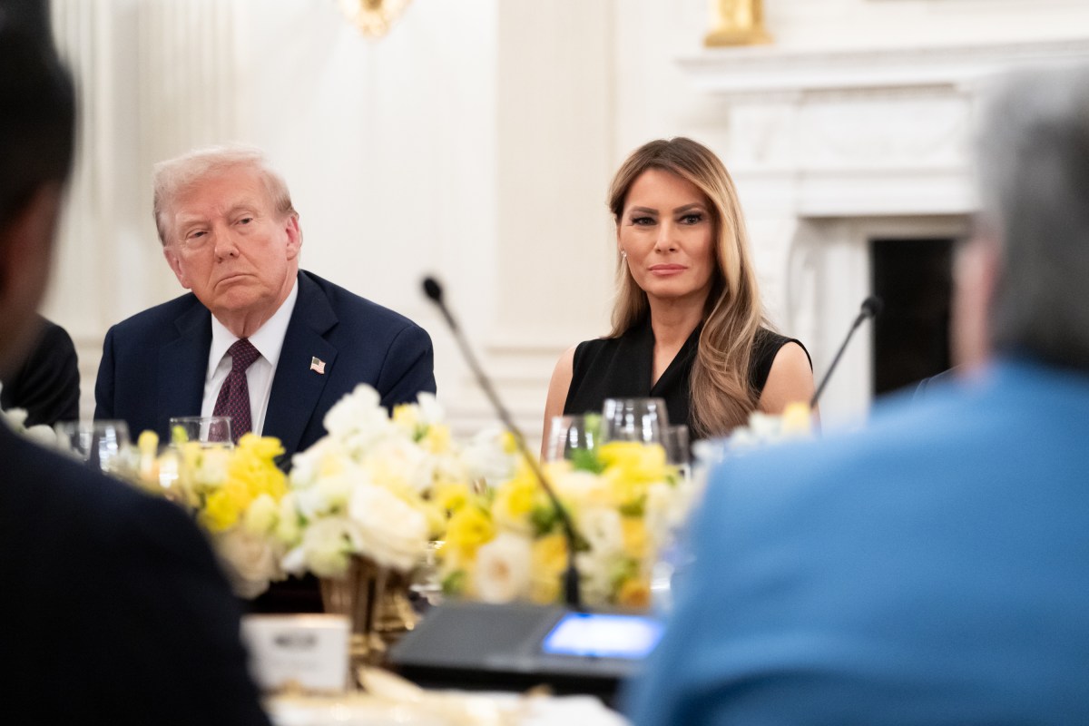President Donald Trump and First Lady Melania Trump  host business and technology leaders for a dinner in State Dining Room at the White House, Thursday, September 4, 2025. (Official White House Photo by Andrea Hanks)